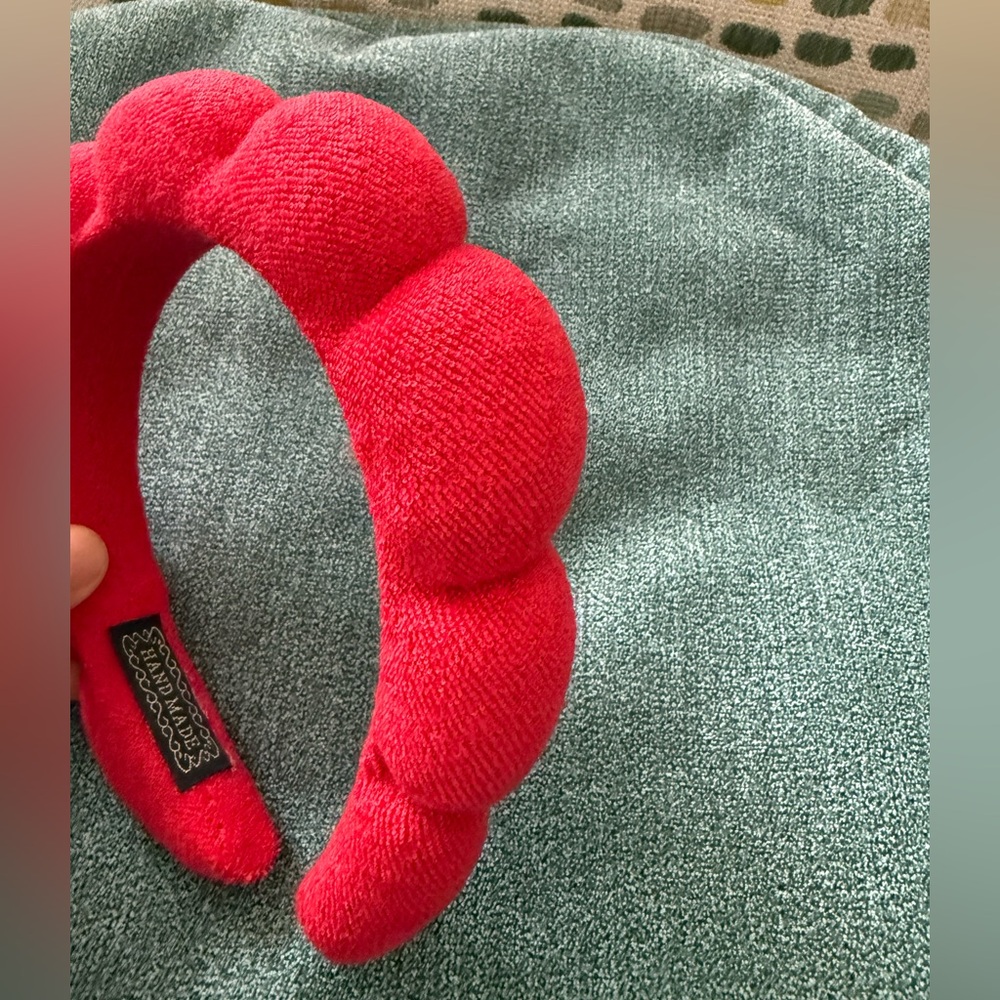 Red headband - Picture 3 of 3